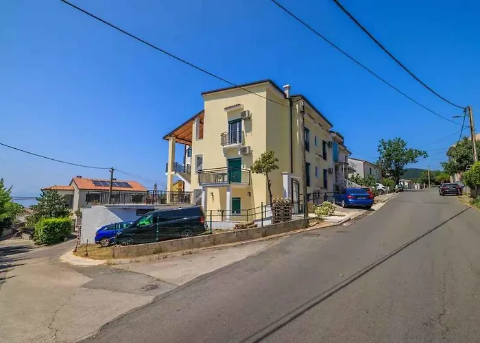 Διαμέρισμα Near In 54774 Crikvenica