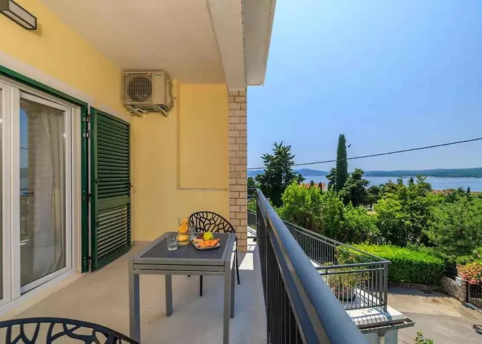 Near In 54774 * Crikvenica